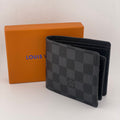 Louis Vuitton Men’s wallet